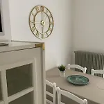 Anna Apartment *